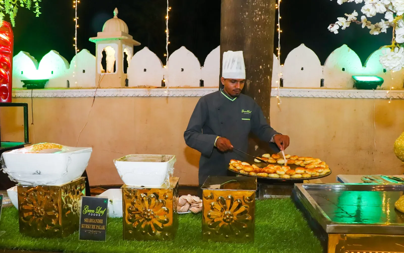 Planning a vegetarian wedding menu in Mumbai: cuisines, counters and Jain options