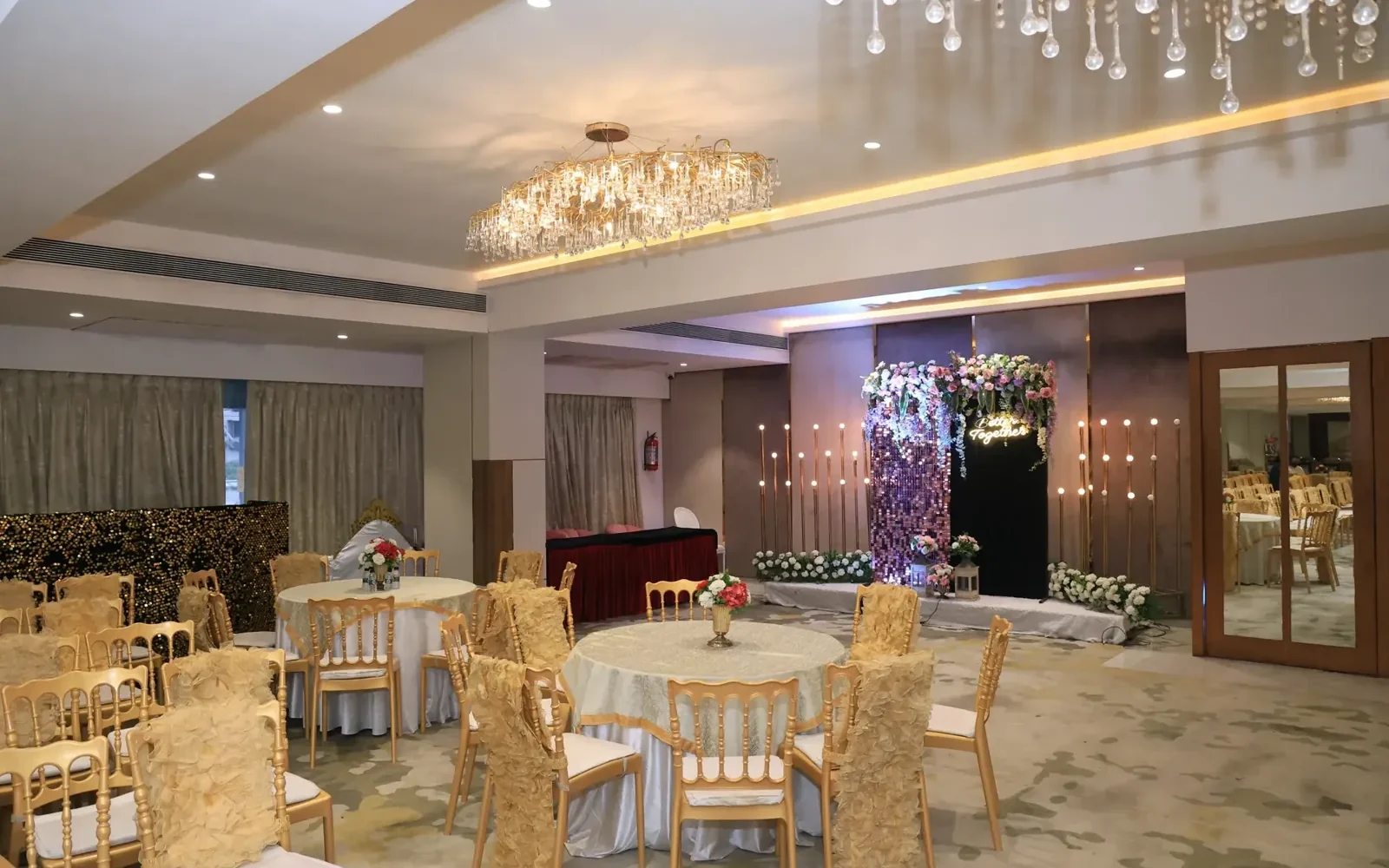 How to choose a wedding venue in Mumbai: a 12-point checklist